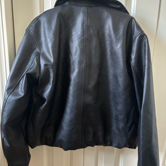 Calvin Klein Women's Classic Black Faux Leather Jacket - Picture 10 of 14